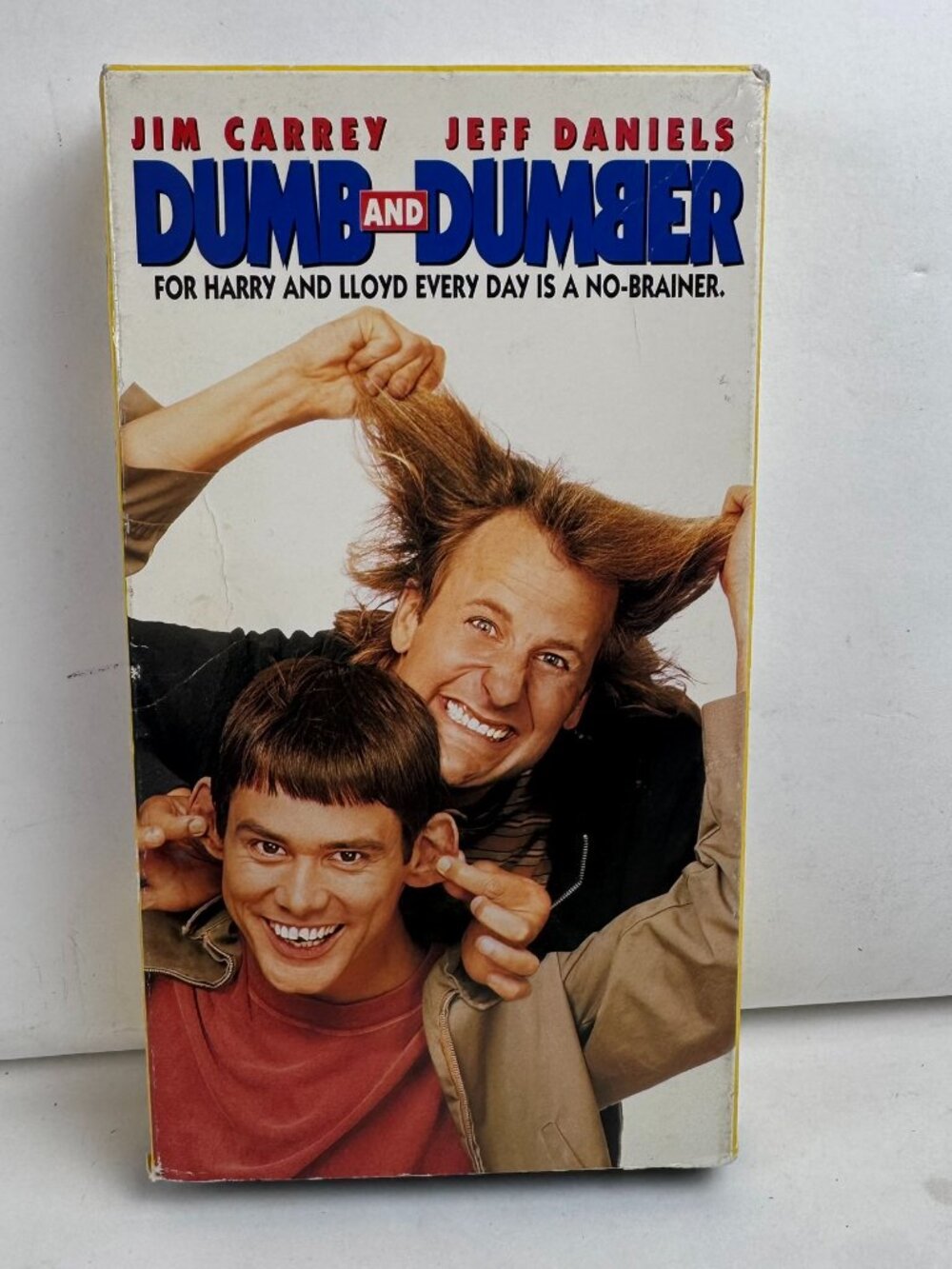Dumb and Dumber VHS Movie Jim Carrey Jeff Daniels 1994 Classic Comedy Slipcover